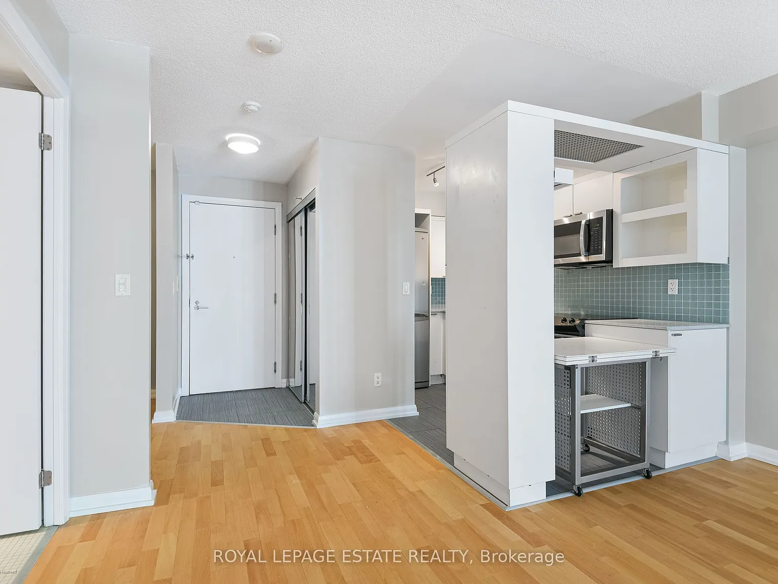2 bed, $2,750 — Photo 4