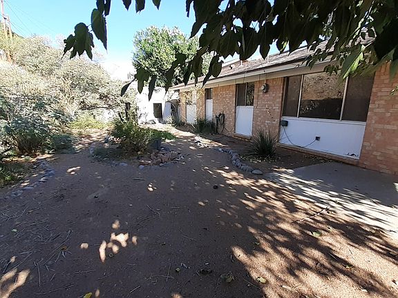 5th image of 313 Lomont Dr