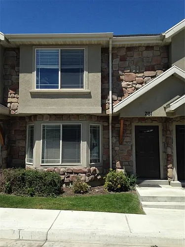701 N Blackhorse Dr Photo 1