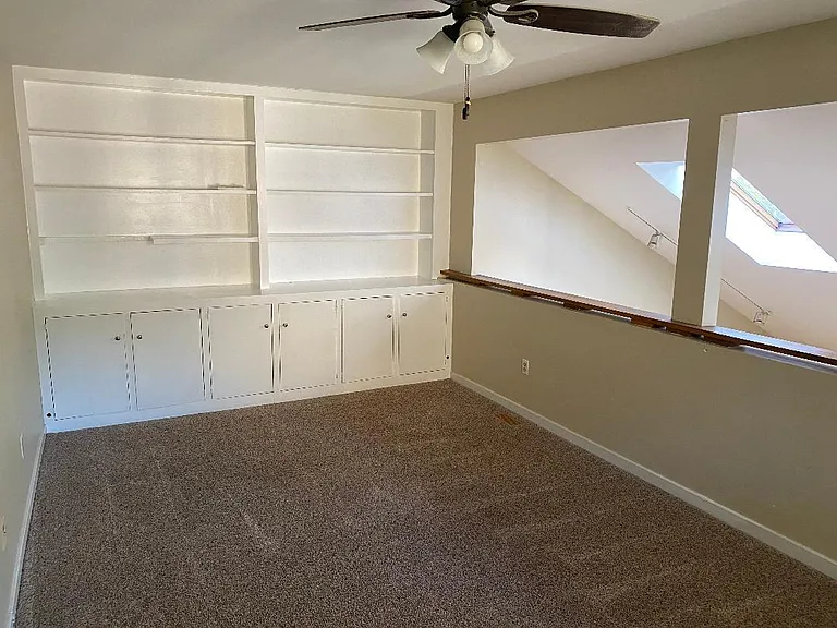 111 Falcon Ln — Photo 18