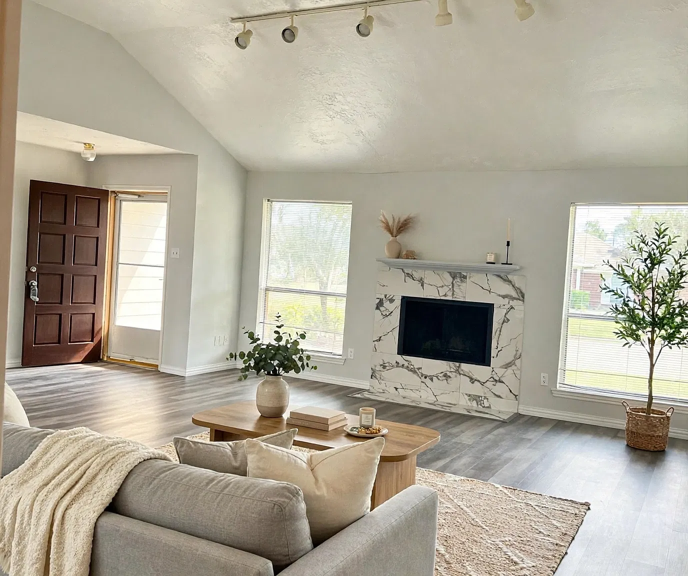 3 bed, 1741 sqft, $2,200 — Photo 4