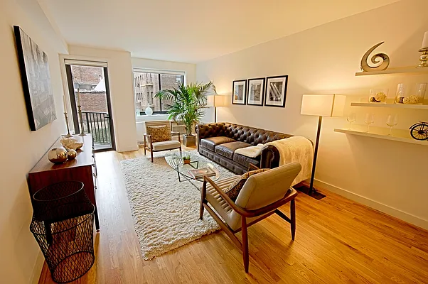 Rented by Stonehenge NYC LLC | media 4