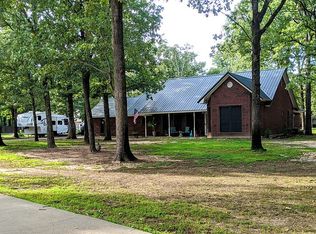 260 Red Oak Ln, Powderly, TX 75473