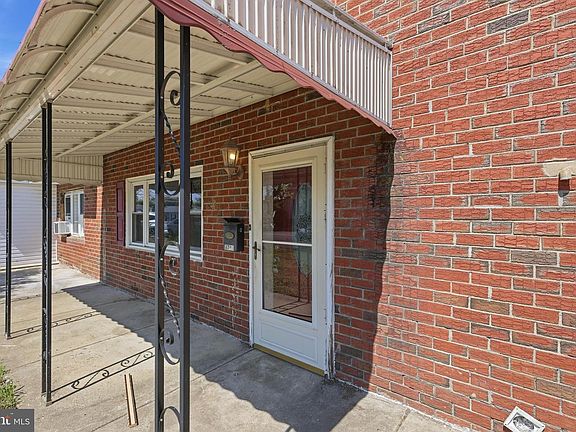 4th image of 9703 Legion St