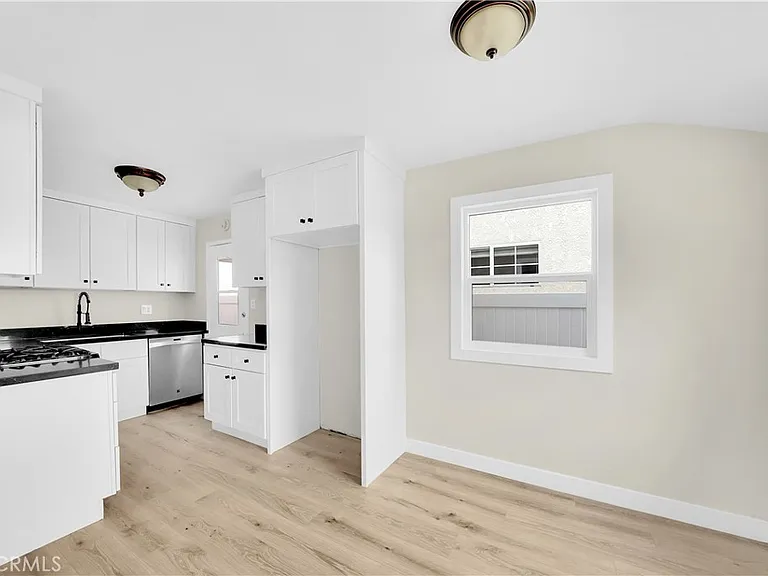 406 Jasmine Ave — Photo 10
