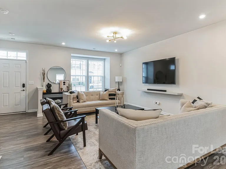 5048 Patton Dr — Photo 7