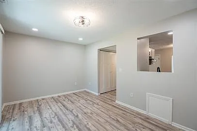 1309 S Senate Ave — Photo 13