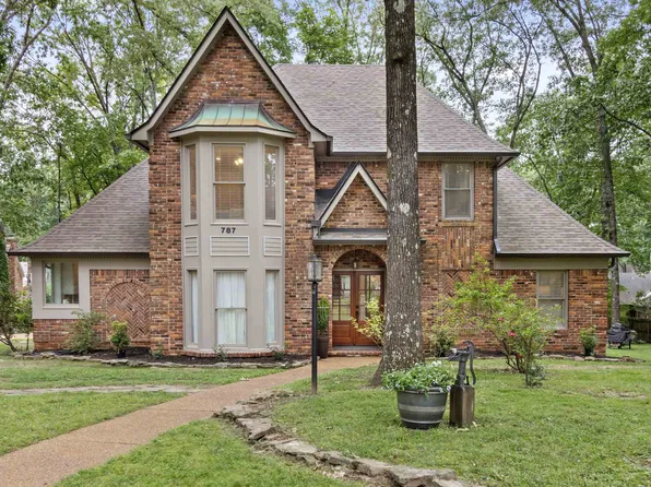 787 Pearson Oaks Dr, Collierville, TN 38017