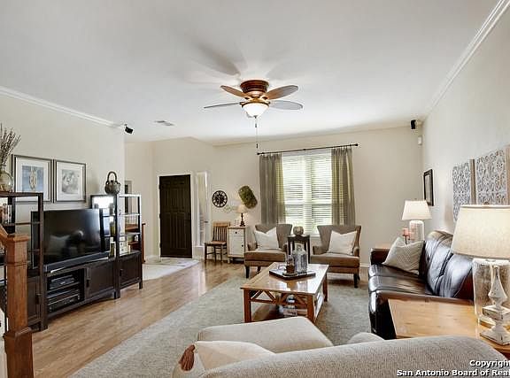 5th image of 21506 Encino Lookout