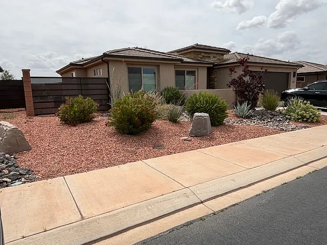 W Lantana Way — Photo 1