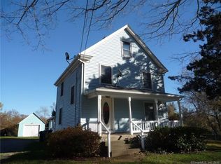 111 Bloomingdale Rd, Quaker Hill, CT 06375