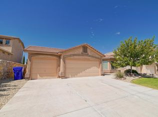 2515 Candlewood Cir, Las Cruces, NM 88011