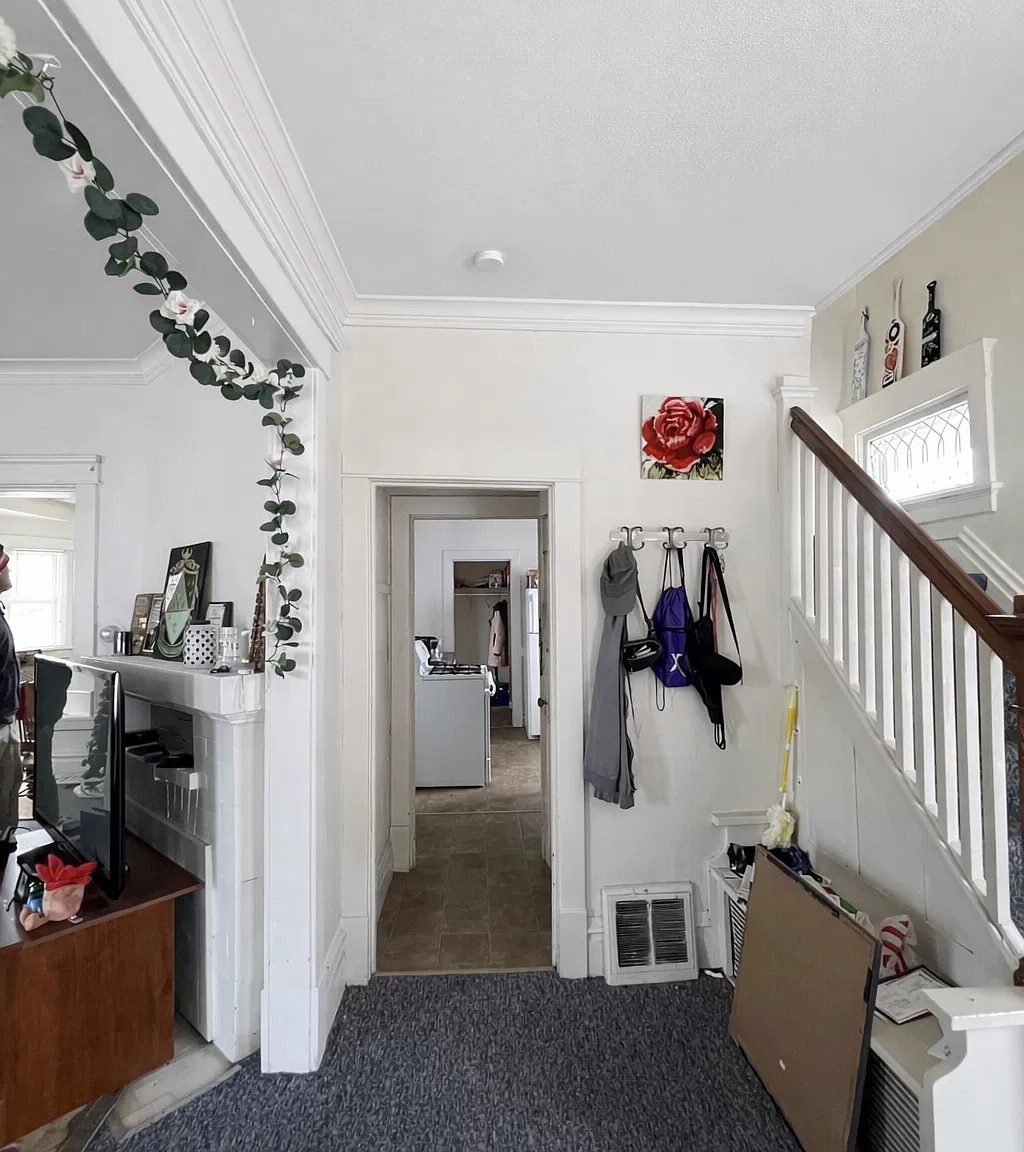 3 bed, 1338 sqft, $1,400 — Photo 2