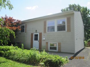 33 Deger Dr, London, OH 43140