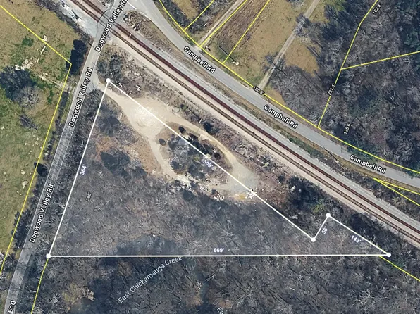 2521 Dogwood Valley Rd, Tunnel Hill, GA 30755