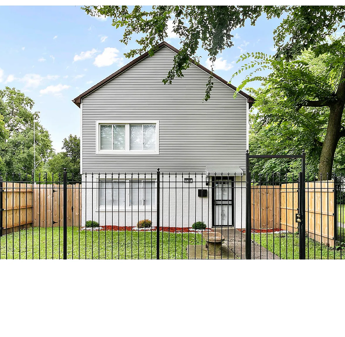 4 bed, 2100 sqft, $3,500 — Photo 1