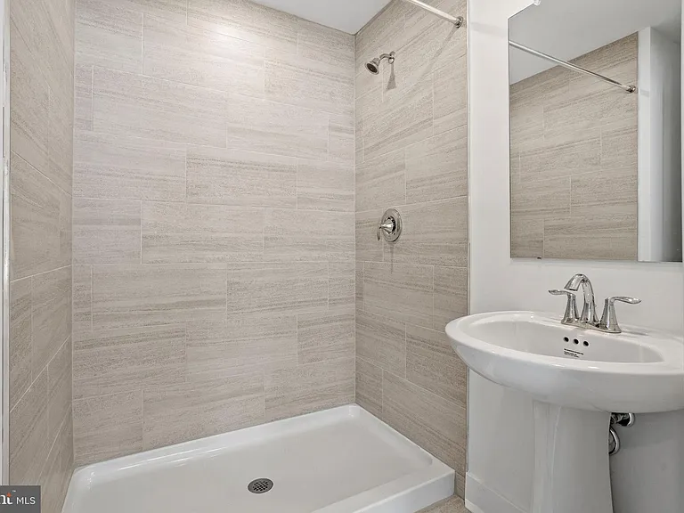 137 Ada Hightower Ave — Photo 9