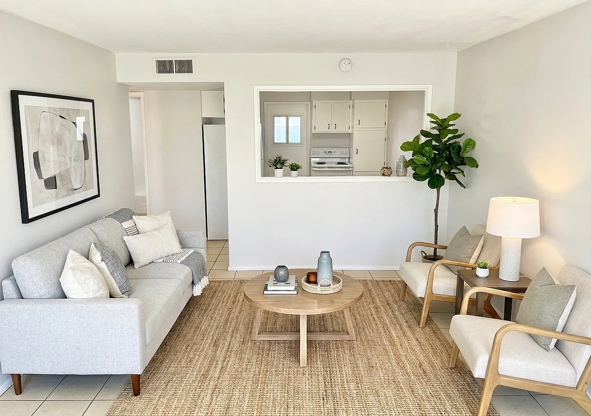 2 bed, 800 sqft, $1,495 — Photo 2