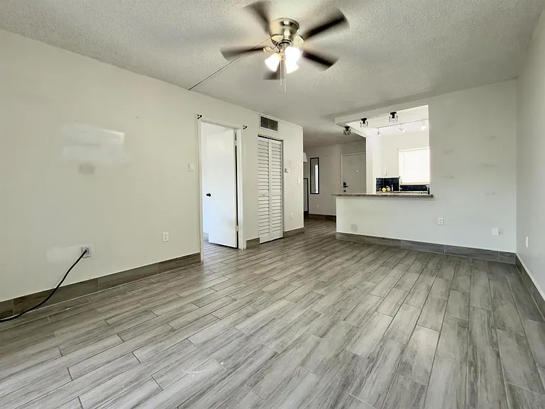 6507 Winfield Blvd #206C — Photo 11