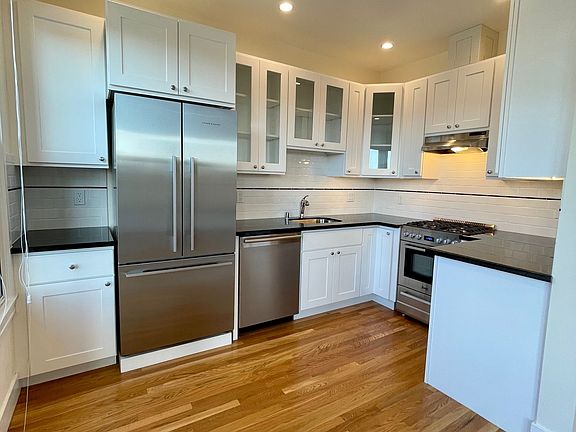 5th image of 1175 Francisco St #11