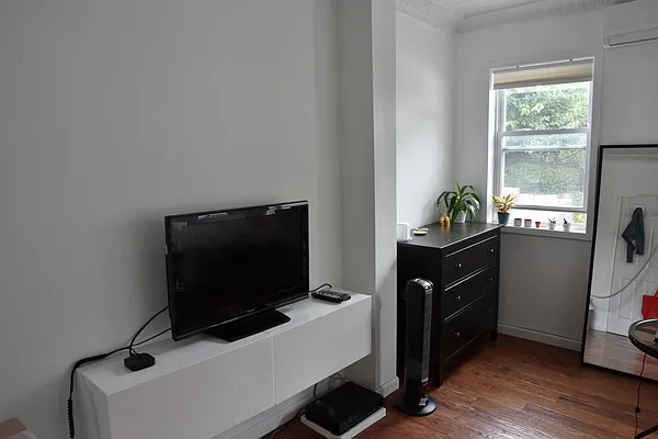 Rented by N.C. Pepe Corp. | media 10