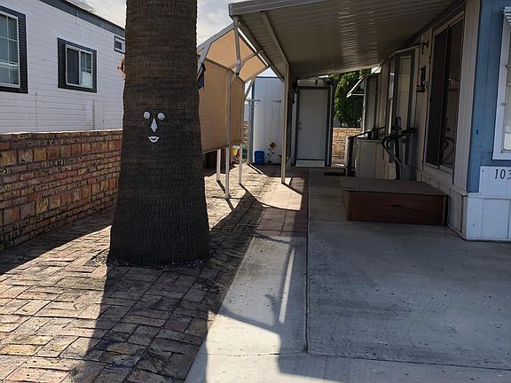 2nd image of 10305 E 30th Pl
