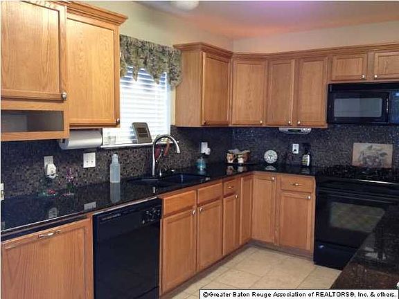 4th image of 11377 Buckingham Ave