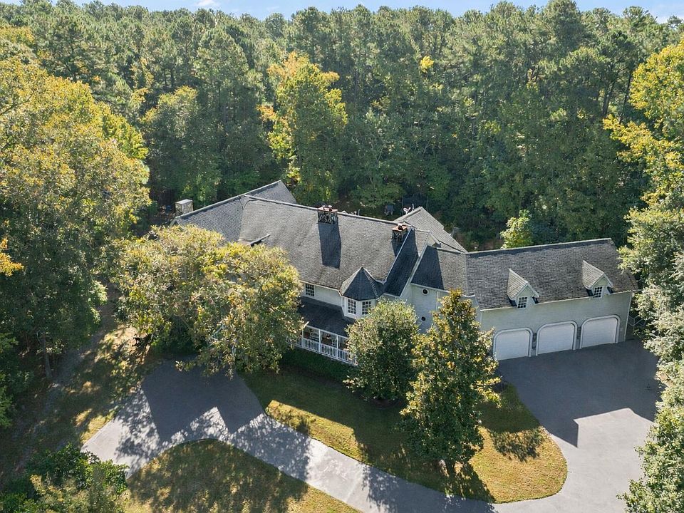 1st image of 111 Foxridge Rd