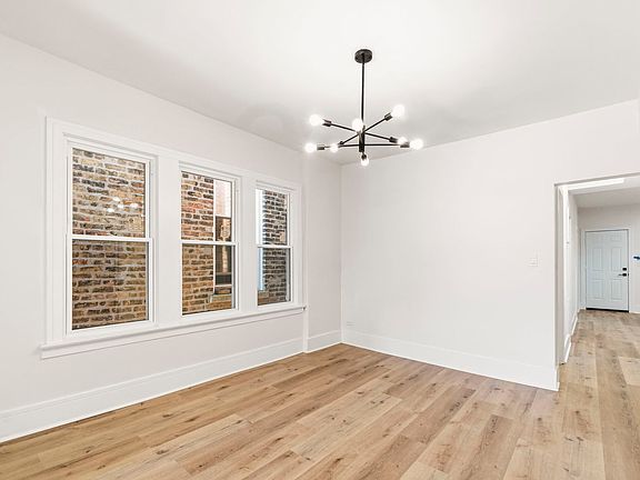 5th image of 2112 S Drake Ave 2