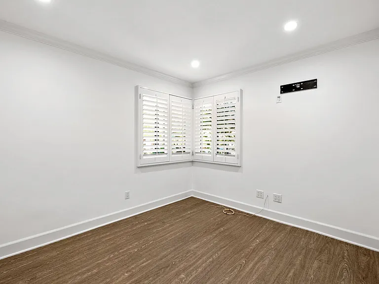 23125 Adolph Ave — Photo 34