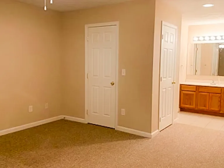 1108 N Fair St — Photo 6