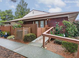 15290 SW Crown Dr UNIT 1, King City, OR 97224