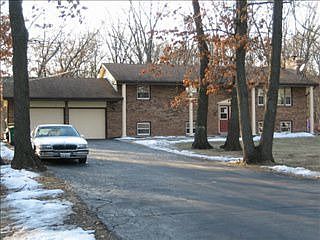 1st image of 878 Ivy Oaks Dr