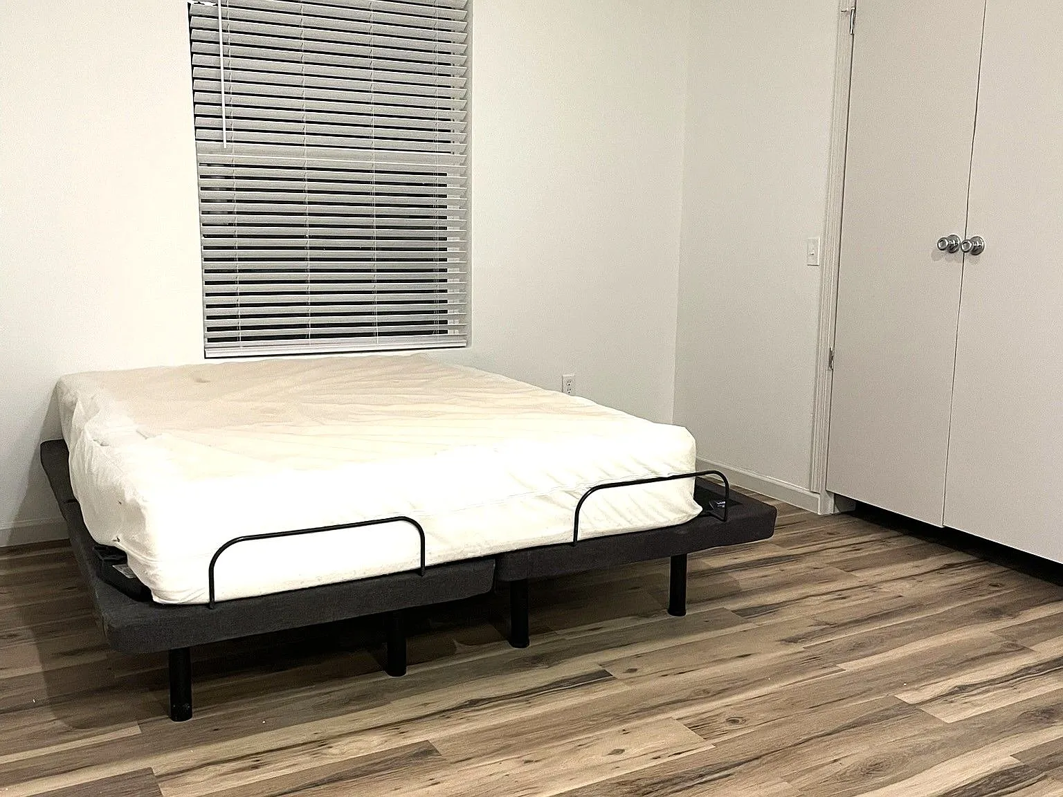 1 bed, 1.0 bath, 400 sqft, $850 — Photo 4