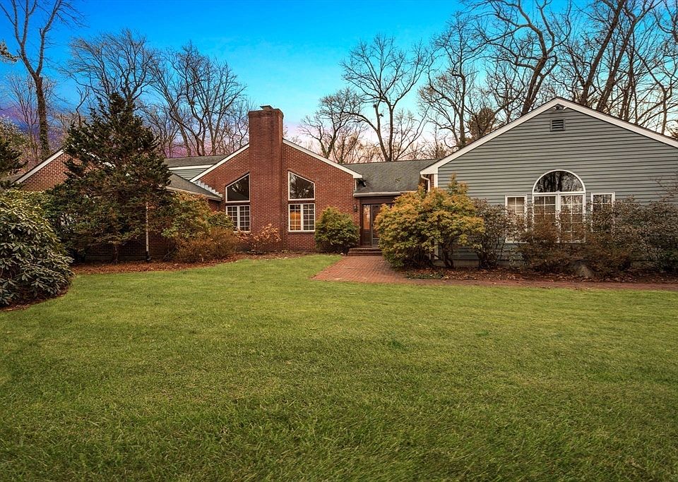 26 Bullard Rd, Weston, MA 02493 Zillow