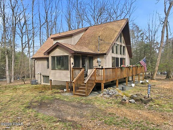 3rd image of 219 Indian Dr
