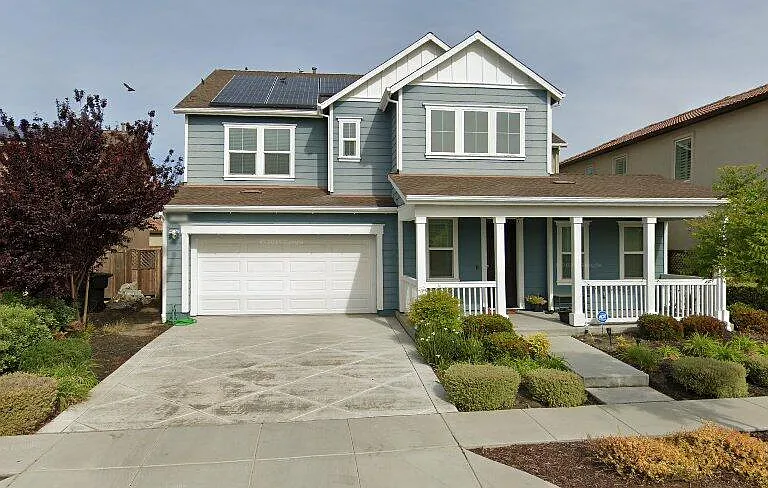 2301 Augusta Ave — Photo 1