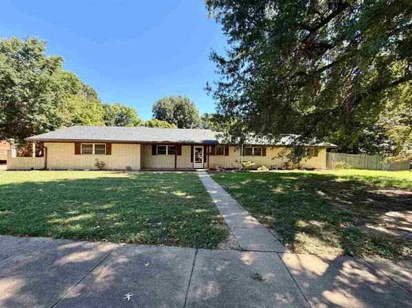 1601 Hathaway St, Ponca City, OK 74604