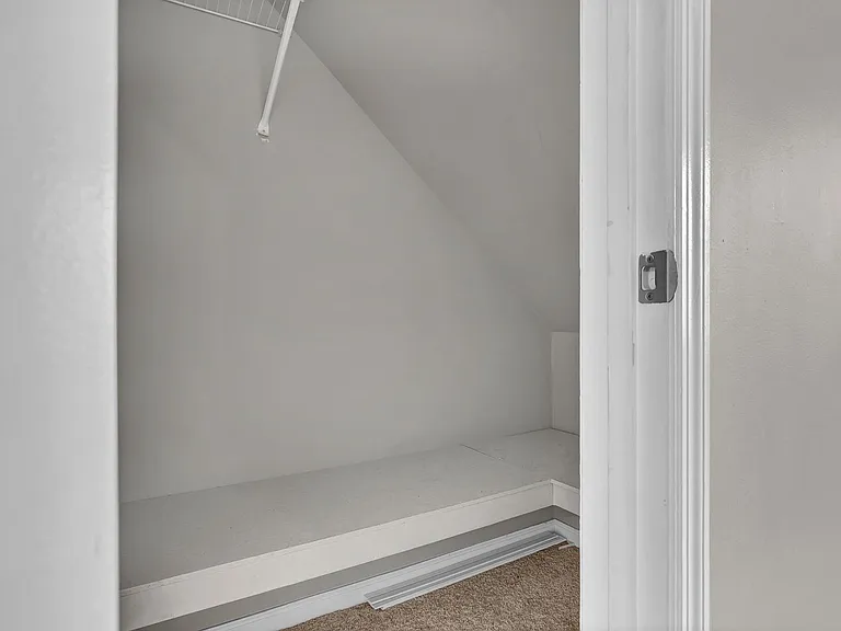 502 Oyster Rock Ln — Photo 7