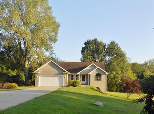 9125 Almena Dr, Kalamazoo, MI 49009