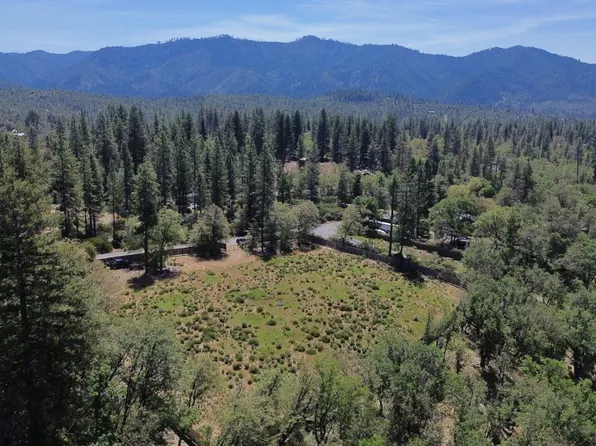 1321 Brady Rd, Hayfork, CA 96041