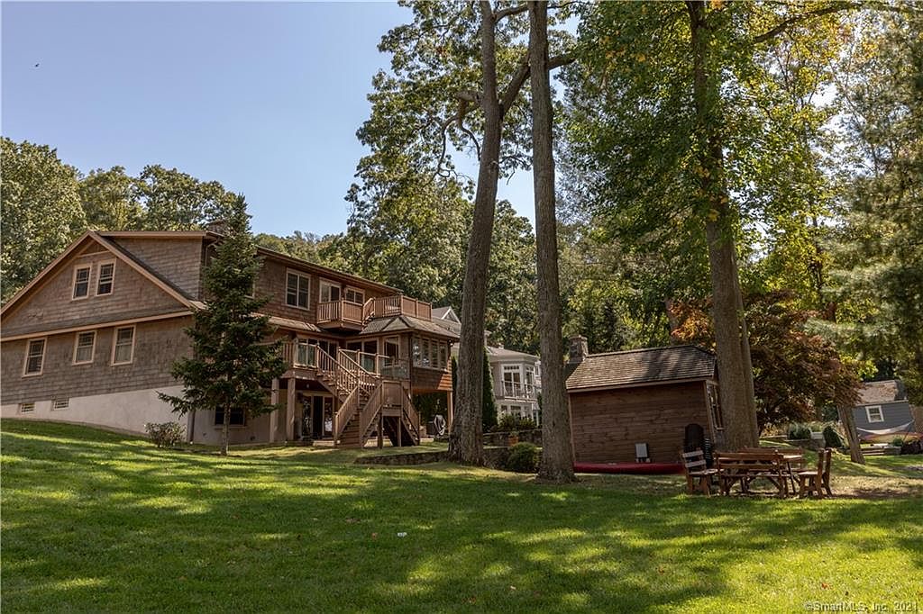 163 Pinewood Trl Trumbull Ct 06611 Mls 170343694 Zillow