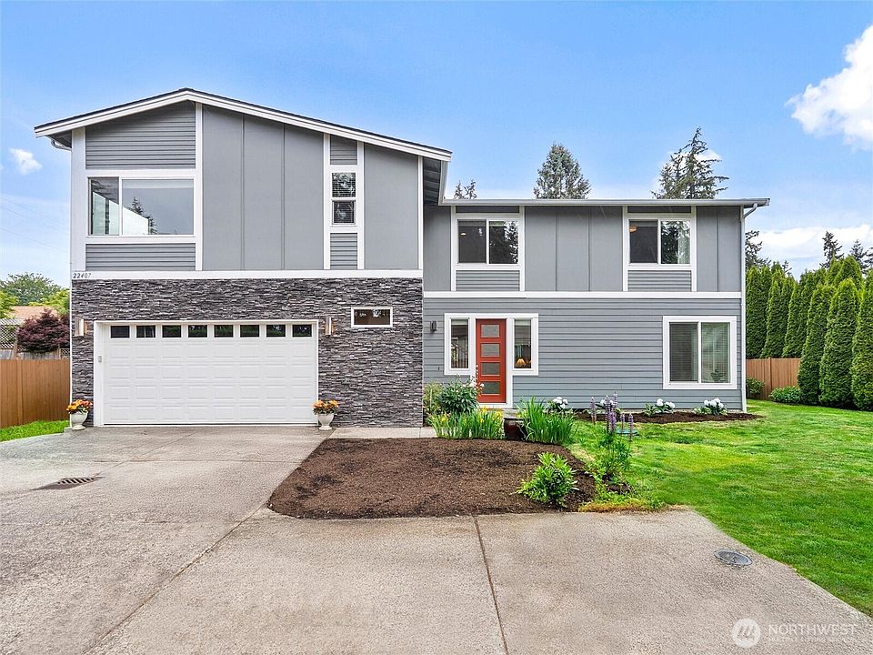 1st image of 22407 96th Avenue W