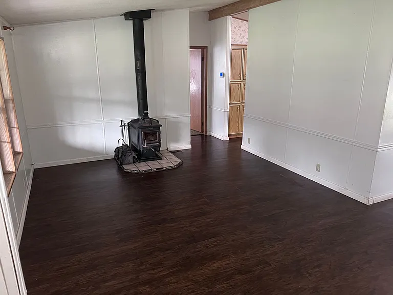 22195 Vallotton Ln — Photo 16