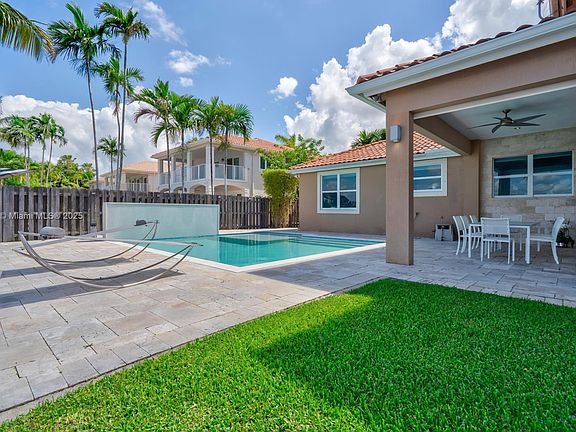 4th image of 6822 NW 112th Ave #6822