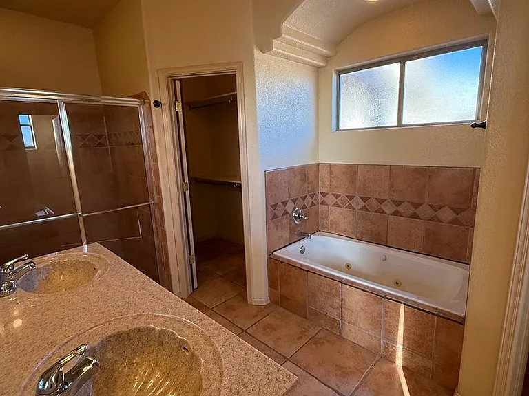 4804 Camino Dos Vidas — Photo 23
