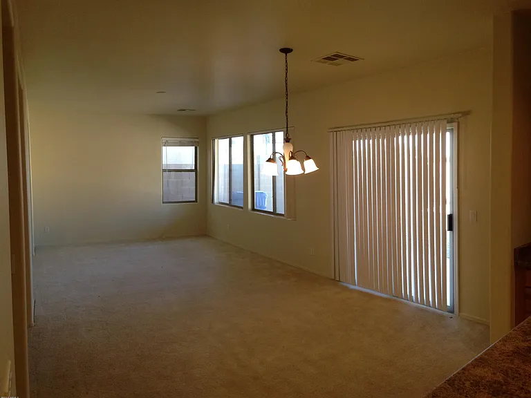 2050 S Falcon Dr — Photo 5