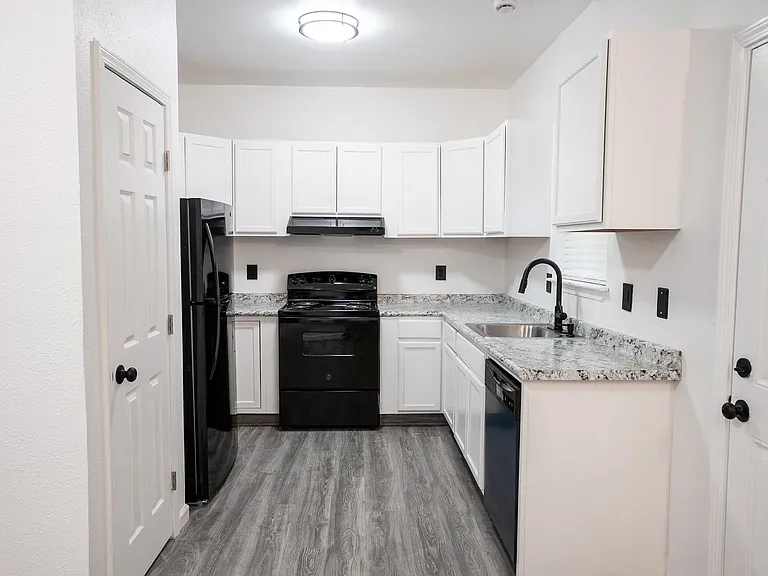 383 Yonkers Ave NW #A — Photo 2