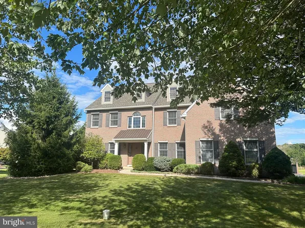 118 Brinkley Dr, Sellersville, PA 18960