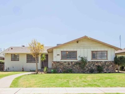 1835 W Terrace Ave, Fresno, CA, 93705